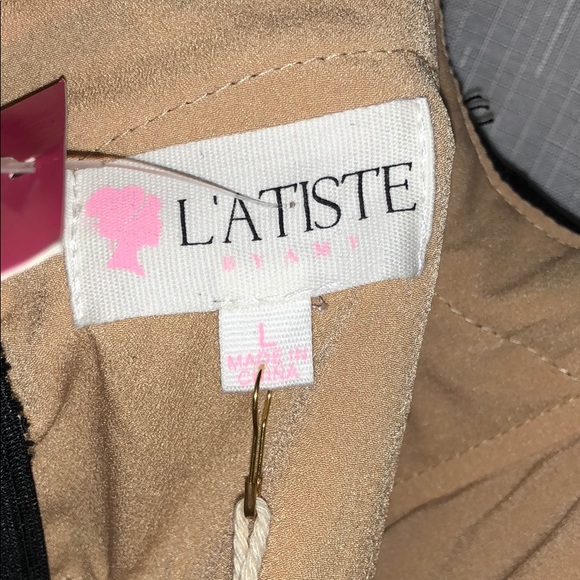 Black Off the Shoulder Lace Dress - Picture 4 of 8